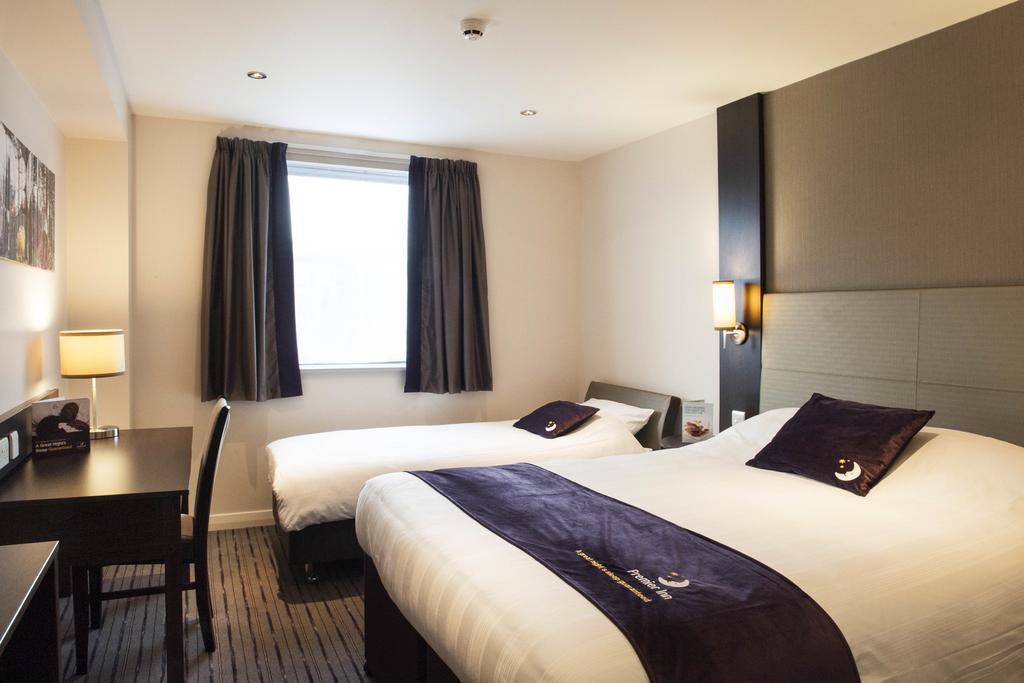 Premier Inn Aberdeen Airport - Dyce Bilik gambar